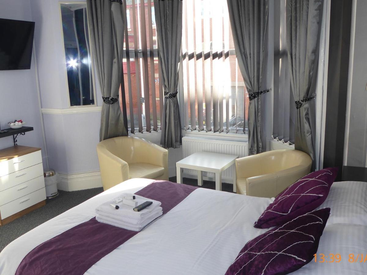 Rest And Welcome Blackpool Room photo
